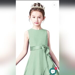 Elegant Sage Green Kids Special Occassional Dress Sz 14